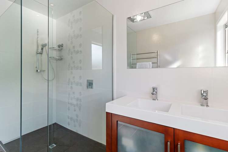 8 Wychwood Avenue Henderson_12