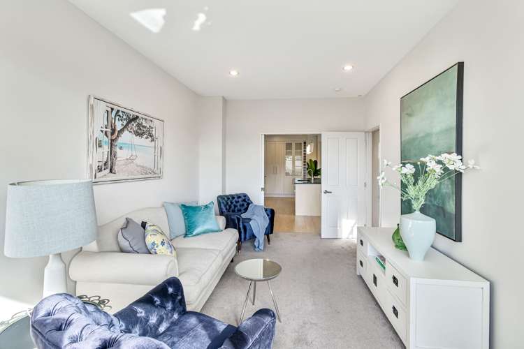 3/21a Mount Smart Road Royal Oak_3