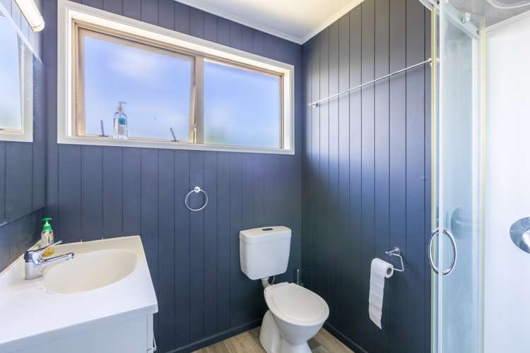 27 Dockery Avenue Onekawa_12