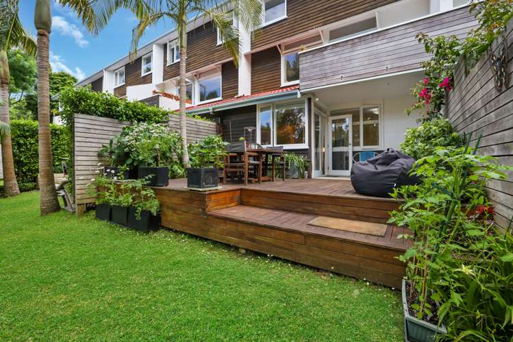 2/49 Curran Street Herne Bay_13