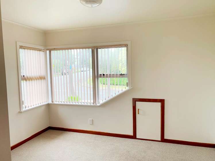 1 Scanlen Terrace Kelston_8