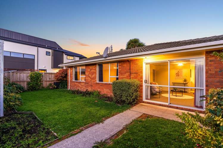 2/138 Milton Street_0