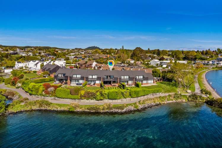 3/287 Lake Terrace_0