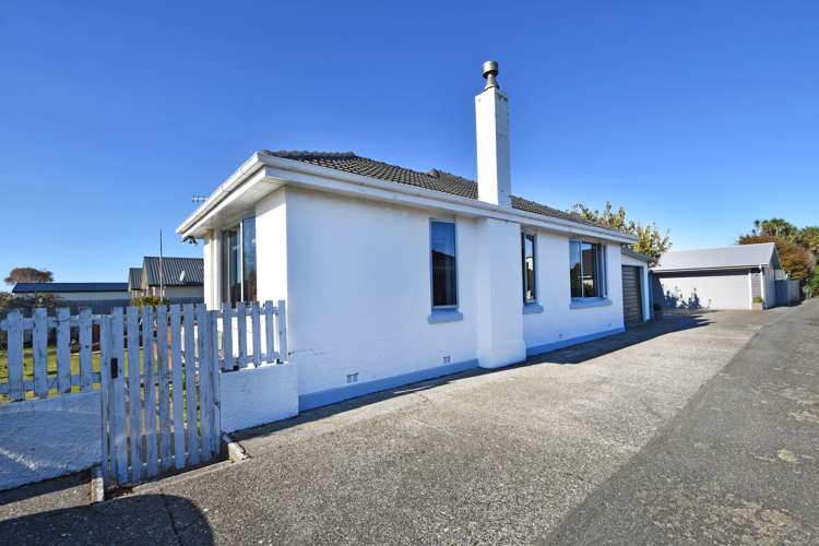 141 Chelmsford Street Windsor_18