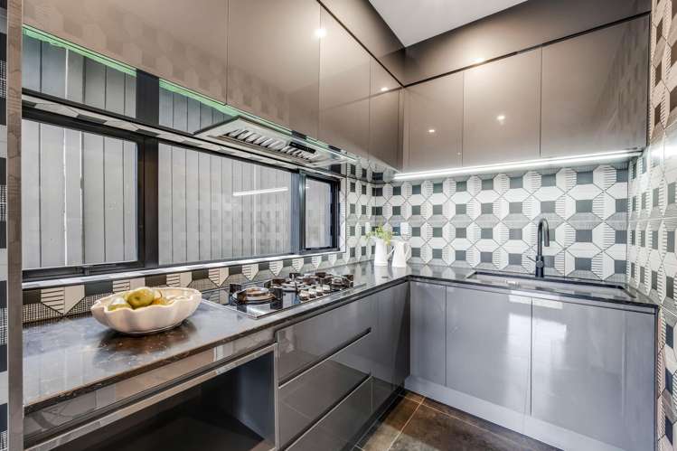 45 Armstrong Farm Drive East Tamaki Heights_23