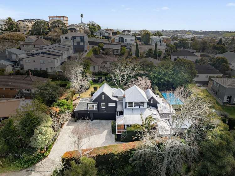 8 Loch Street Remuera_23