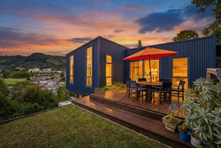 243 Saint Vincent Street Toi Toi_19