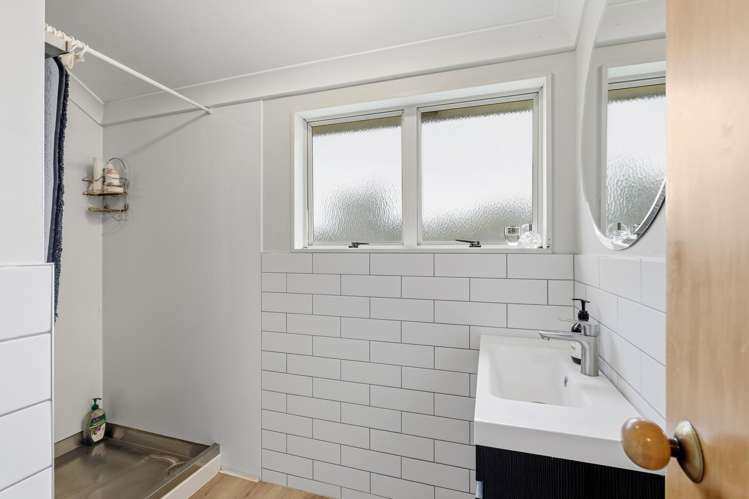 9 Kelvin Place Hamilton East_15