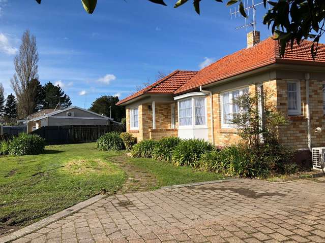 544 Grey Street Hamilton East_2