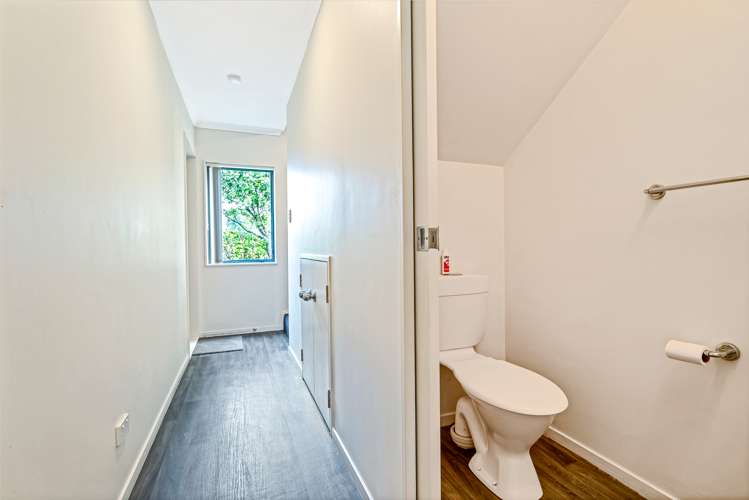 4/15 Harbour View Road Te Atatu Peninsula_12