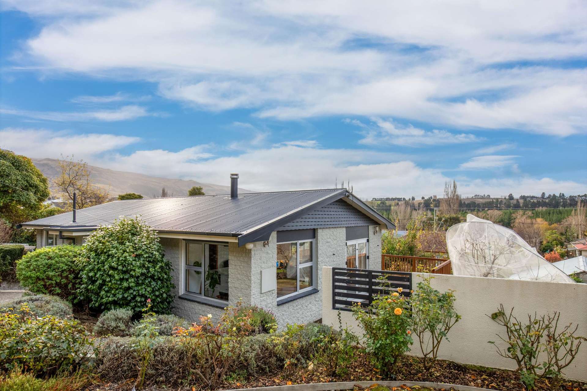 18 Branxholm Street Roxburgh_0