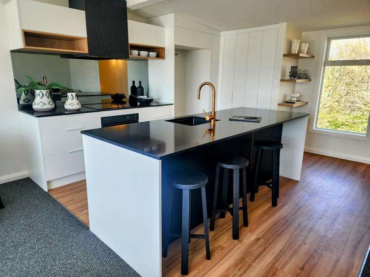 2/2 Tiraumea Street Palmerston North_2