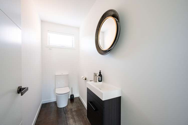 9 Matipo Street Wanaka_15