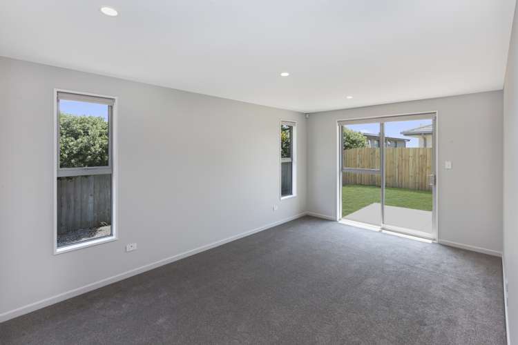 25 Kingsbridge West Burwood_6