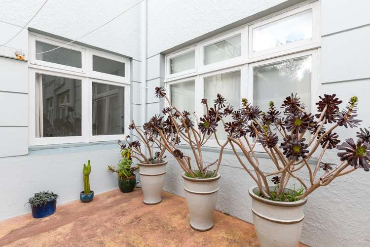 5/1 Rixon Grove Mount Victoria_7