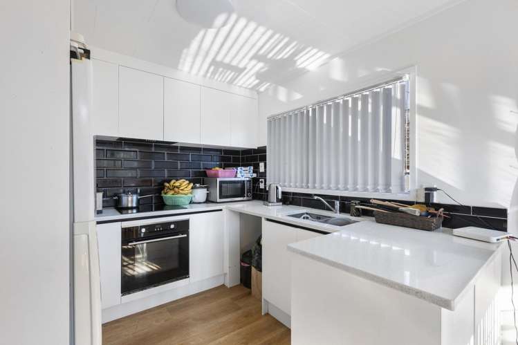 40 Beach Road_2