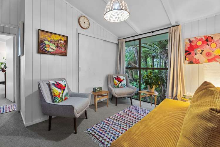 185 Laingholm Drive 1706_4