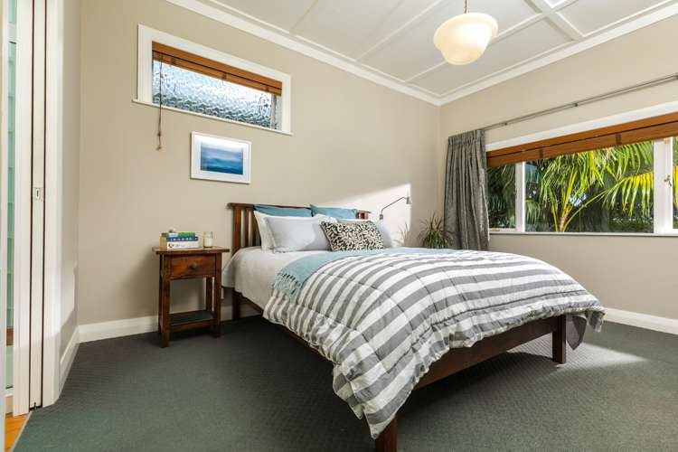 12 Ascot Avenue Narrow Neck_10
