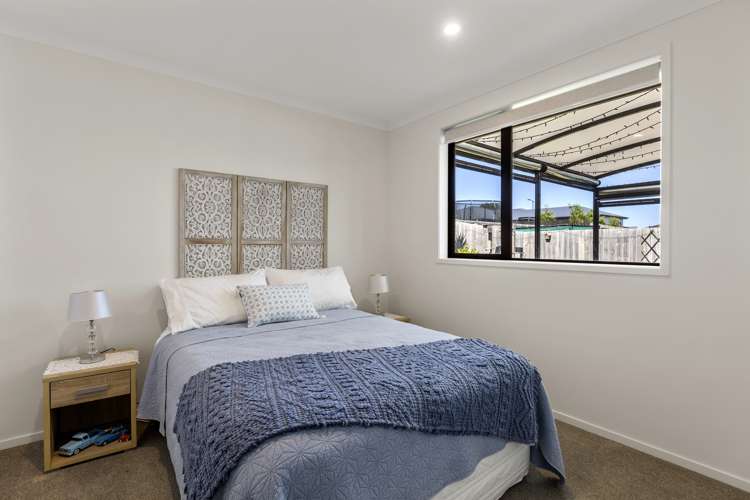 6 Opouatu Avenue Glenbrook_5