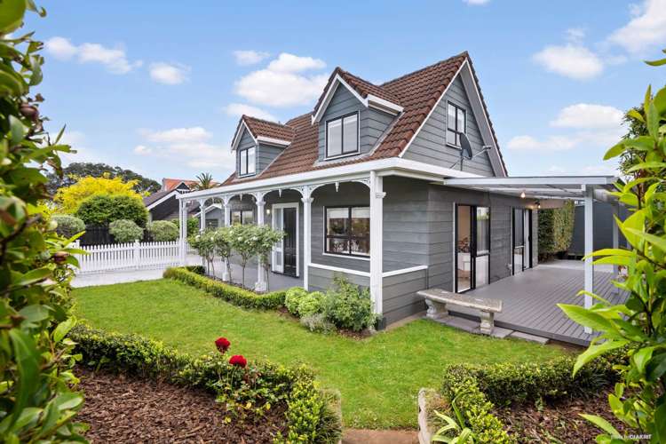 28 Fairholme Avenue Epsom_1