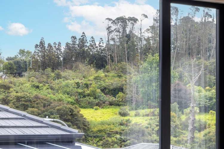 8 Kaimai Avenue Massey_11