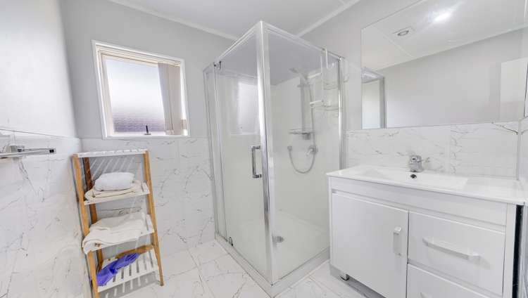 47a Robert Skelton Place Clendon Park_7