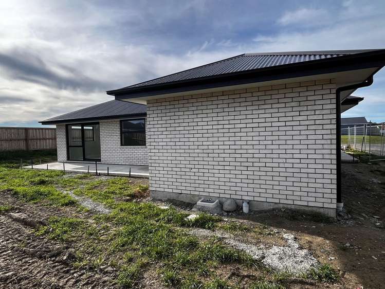 82 Nelson Street Elgin_1