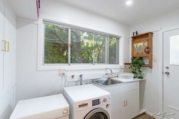 13 Chichester Drive Pinehaven_18