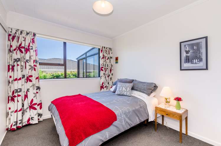 2 Malfroy Lane Raumati Beach_15