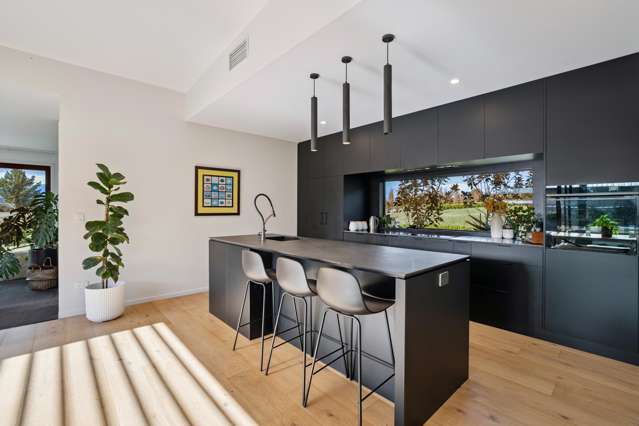 4 Pounamu Avenue Wanaka_2