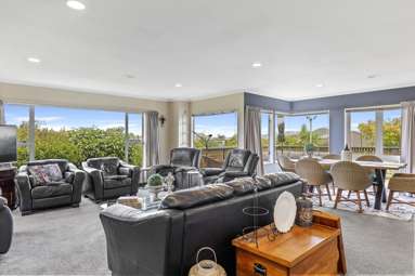 10 Astelia Way_4