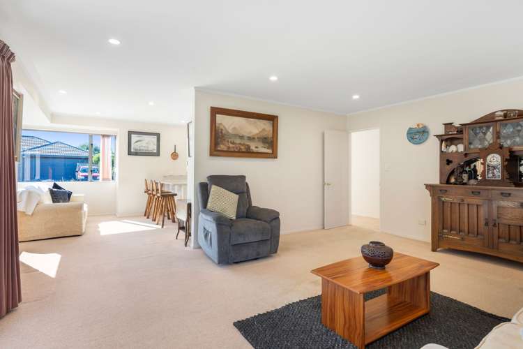 32 Masefield Street Stoke_10