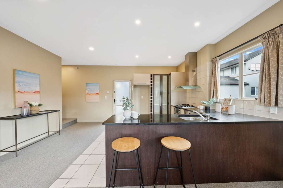 187M Great South Road_3