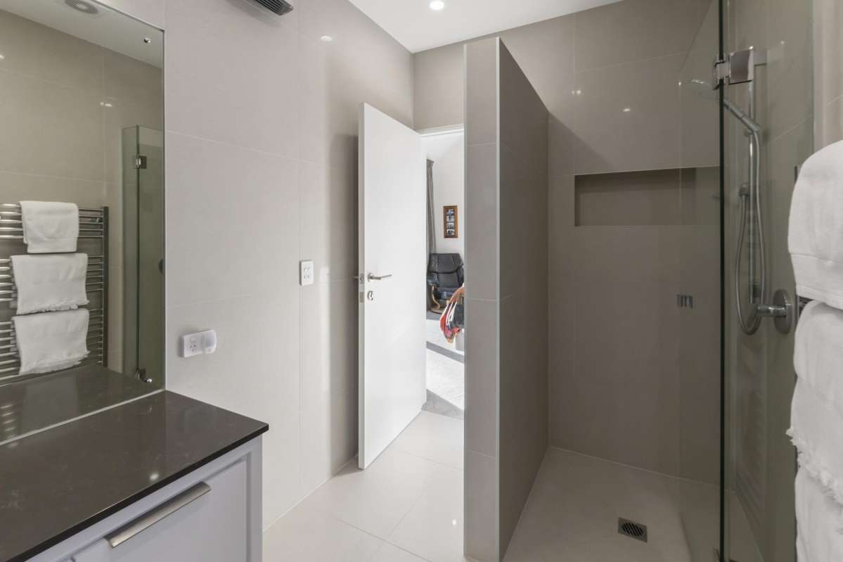 112 Hall Road_5