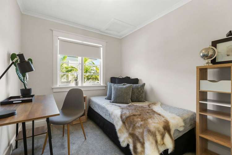 2/4 View Road Mount Eden_5