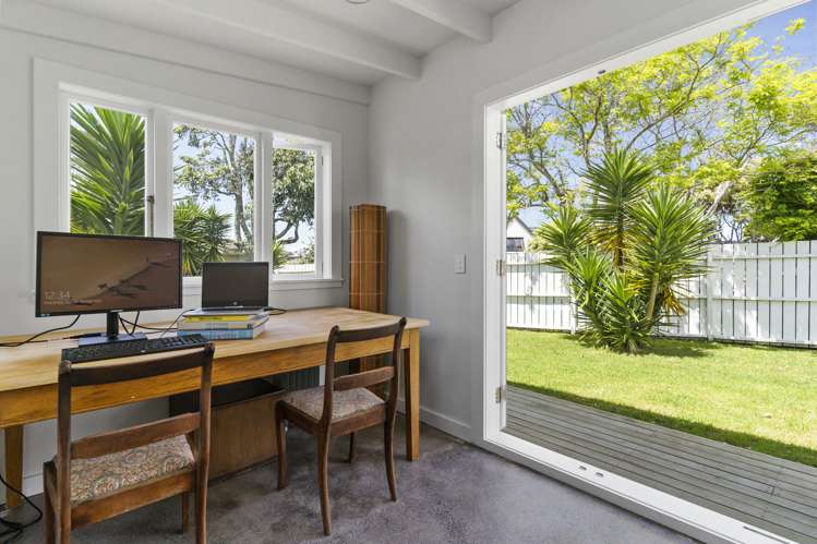 92 Astley Avenue New Lynn_16