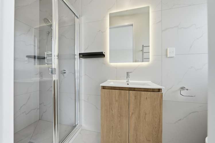 5/17 Parker Avenue New Lynn_12