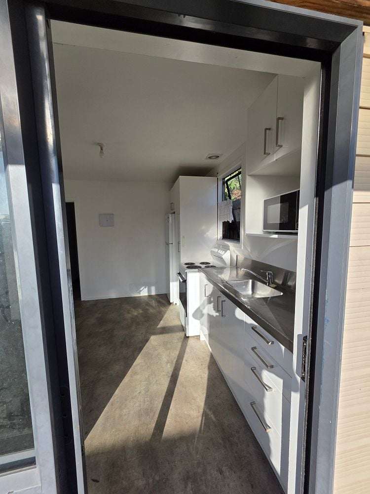 16 Clarkson Crescent Otara_10