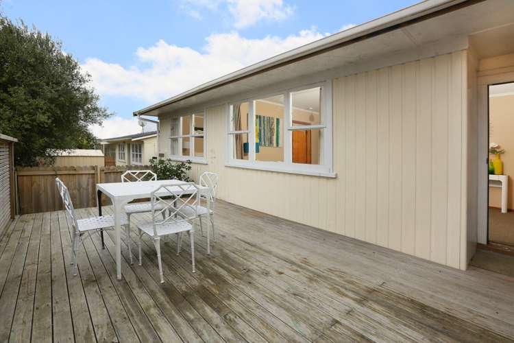 2/3 Buscomb Avenue Henderson_11