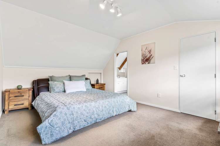 1/12 Kells Place Botany Downs_10