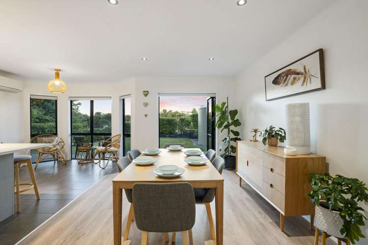 18 Blakewell Place Beachlands_15