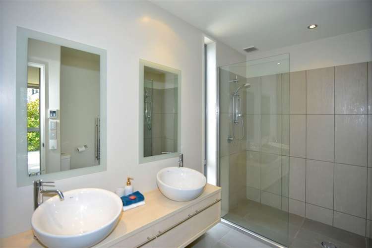 27 Stratford Street Merivale_14