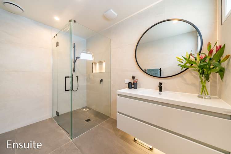 15a Winifred Way Belmont_34