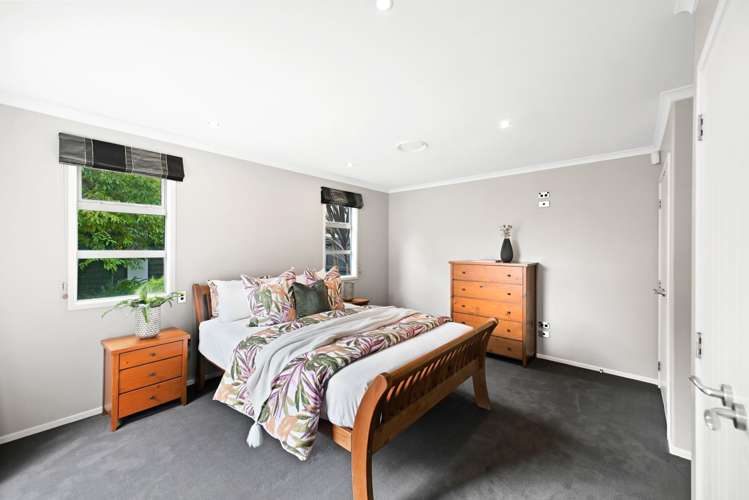 87 Huntington Drive Huntington_15