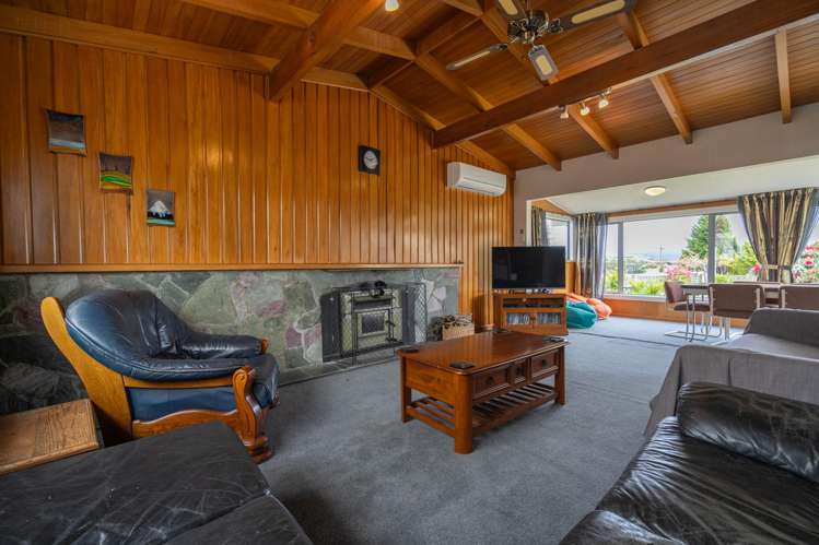 18 Pompolona Street Te Anau_2