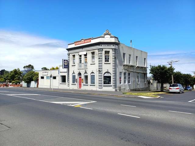 Must Sell - Carisbrook Hotel