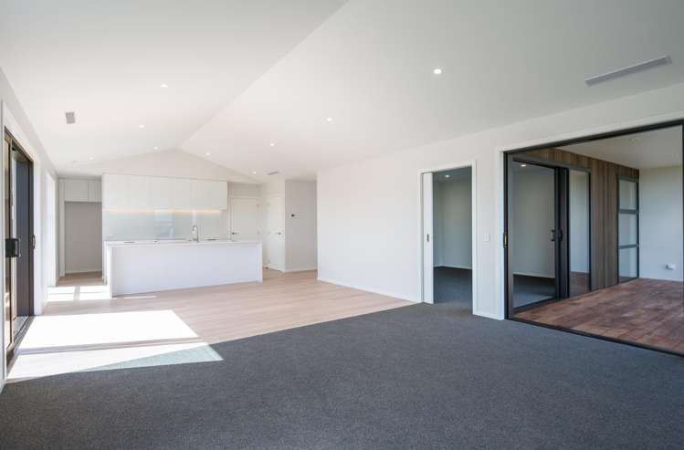 8 Paton Road Richmond_5