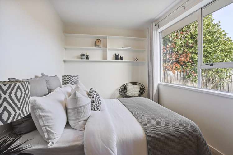 1/15 Wakelin Place Redwood_11