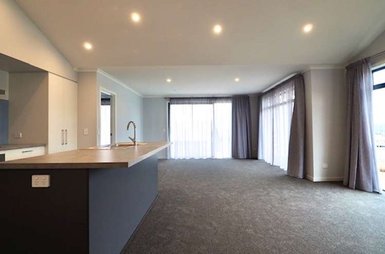 27 Huntaway Close 10816_2