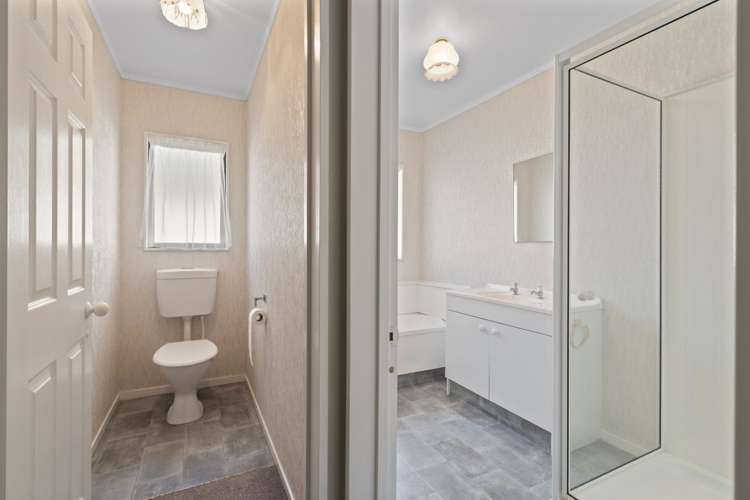 30 Caversham Drive 2612_16